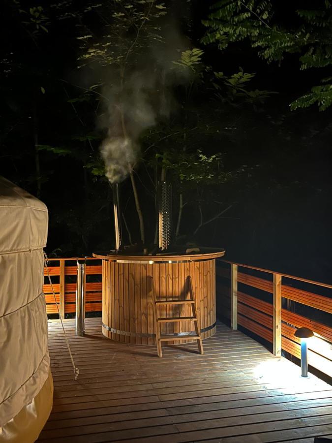 Aux Etangs De - Yourte